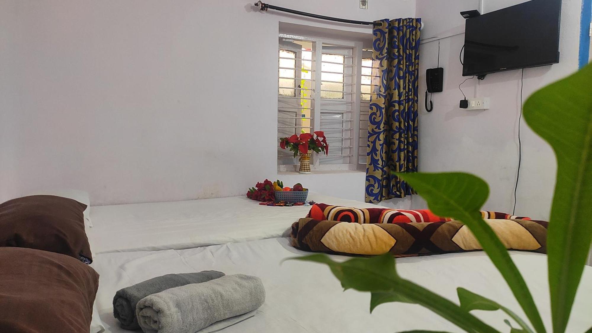 Adh Amilia Gardens Hotel Narasimharaja Puram Bagian luar foto