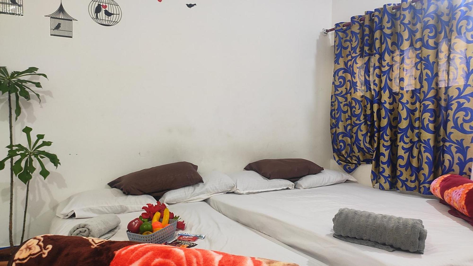 Adh Amilia Gardens Hotel Narasimharaja Puram Bagian luar foto