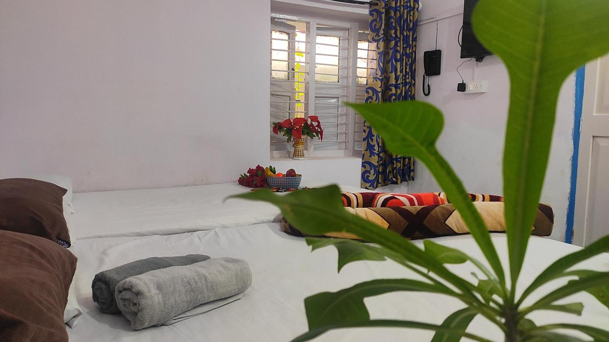 Adh Amilia Gardens Hotel Narasimharaja Puram Bagian luar foto