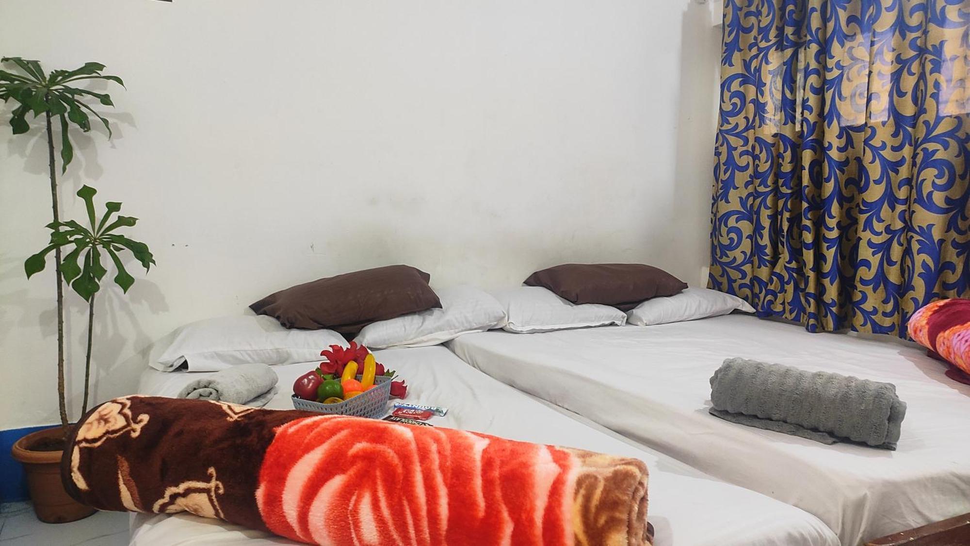 Adh Amilia Gardens Hotel Narasimharaja Puram Bagian luar foto