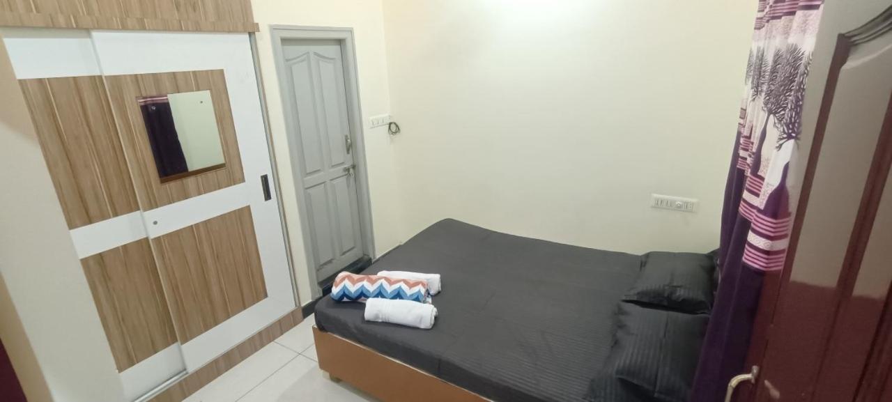 Adh Amilia Gardens Hotel Narasimharaja Puram Bagian luar foto
