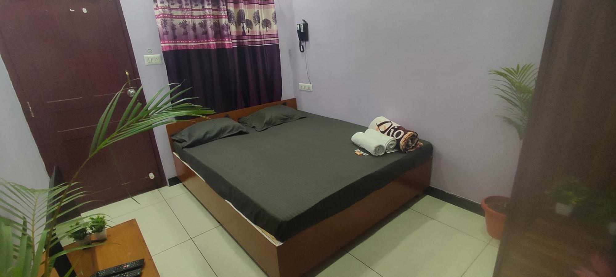 Adh Amilia Gardens Hotel Narasimharaja Puram Bagian luar foto
