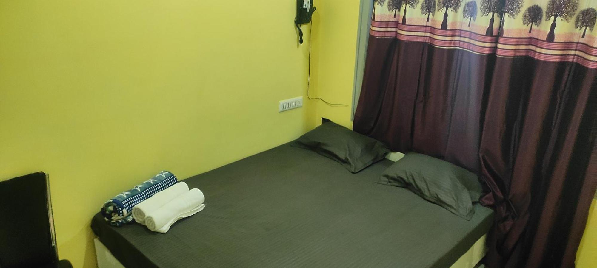 Adh Amilia Gardens Hotel Narasimharaja Puram Bagian luar foto