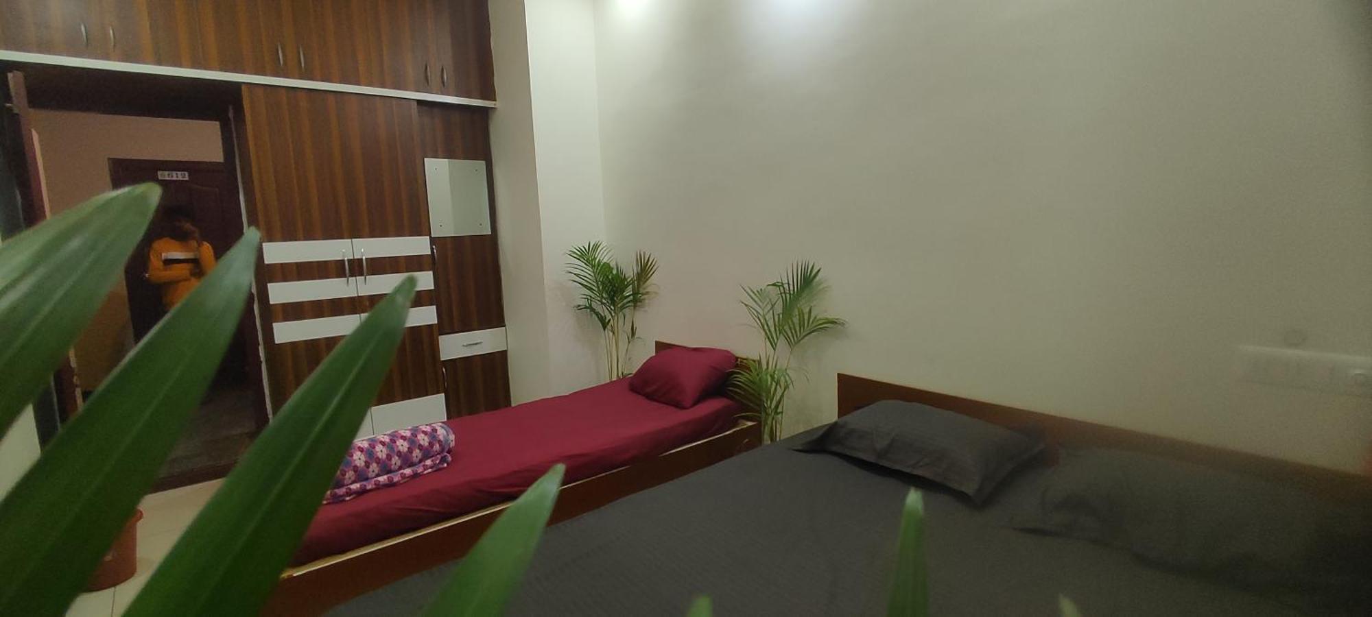 Adh Amilia Gardens Hotel Narasimharaja Puram Bagian luar foto