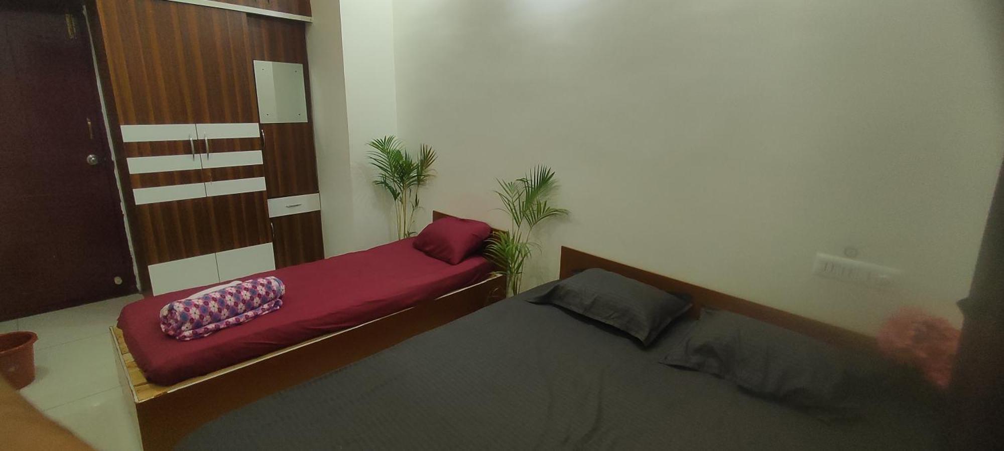 Adh Amilia Gardens Hotel Narasimharaja Puram Bagian luar foto